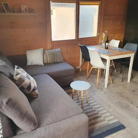 Дом отдыха Apartament Debina Relax Ровы